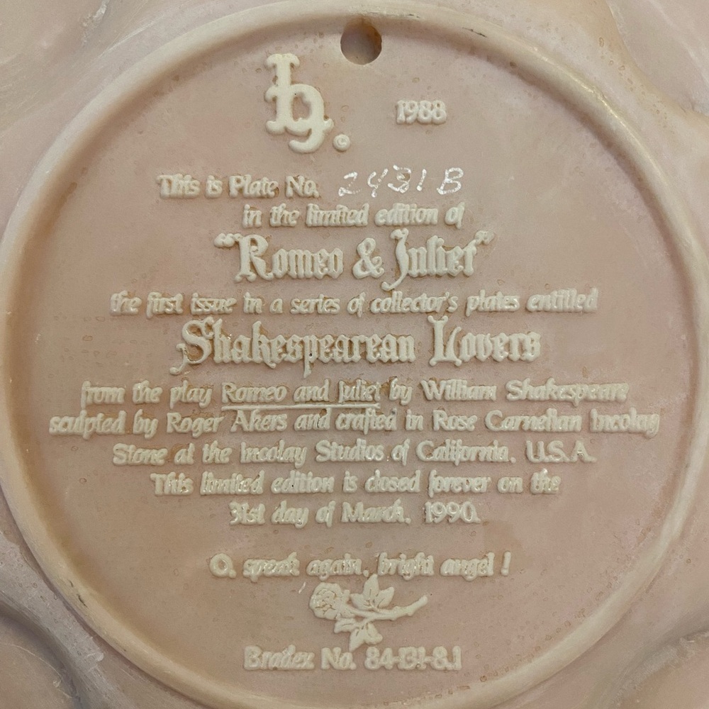 Romeo and Juliet Bradford Exchange Numbered. Very Elegant - Picture 2 of 8